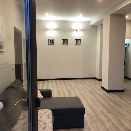 Grand Apartment 2 Chernihiv Exterior photo